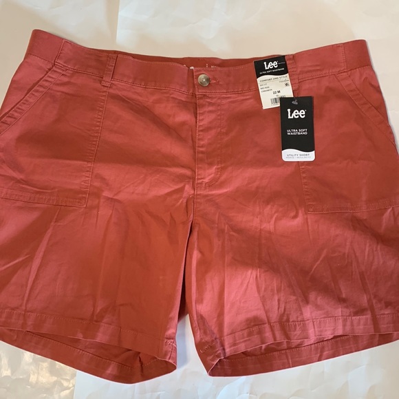 Lee Pants - Lee misses utility shorts mid rise regular fit cinnamon color size 22M